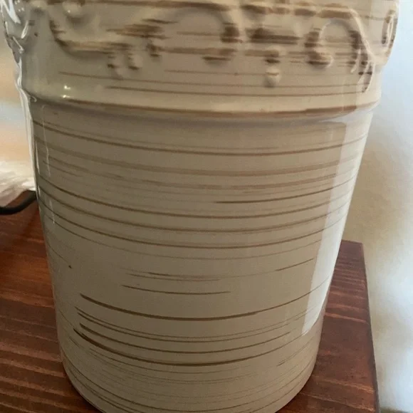 Pfaltzgraff Trellis White Scroll Design Utensil Crock Stoneware 7”H Cottagecore - Picture 11 of 12